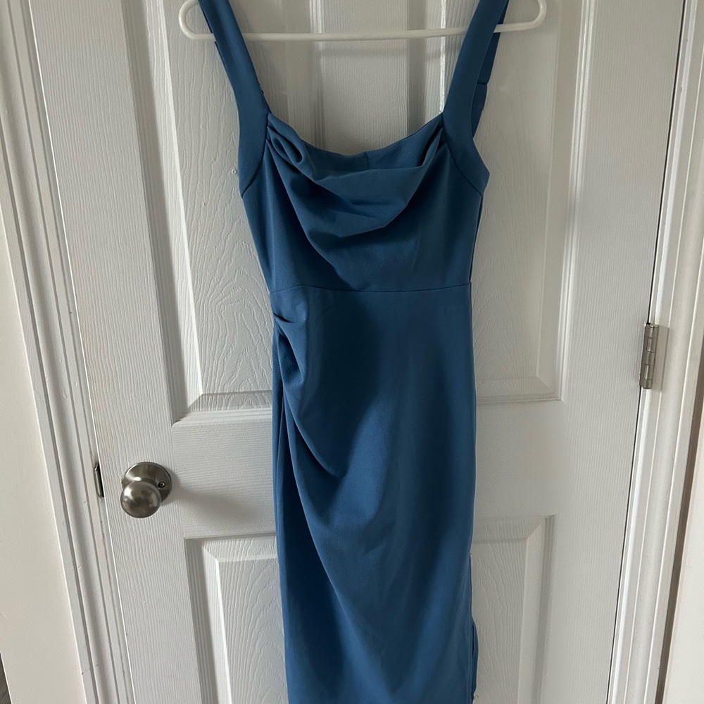 Elegant Blue Sleeveless Dress